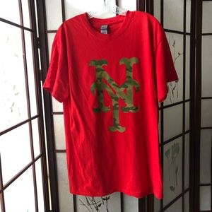 NY Mets red tshirt - Remember Everyone Deployed, collectible